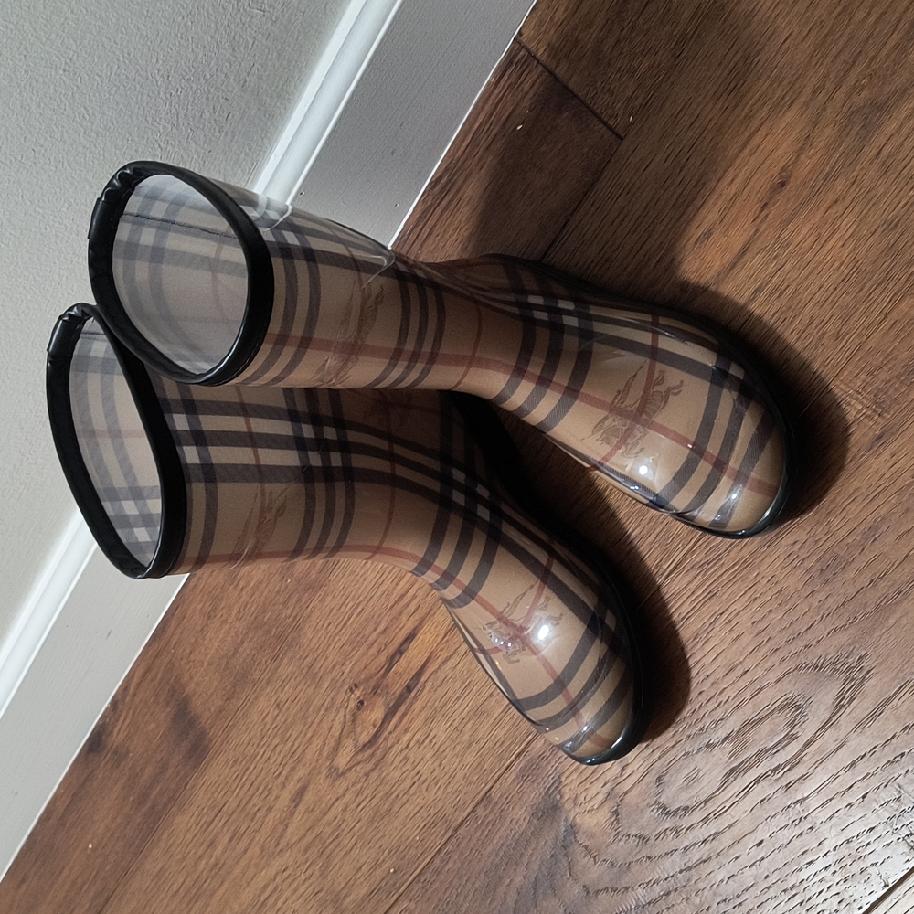 Burberry rain boots